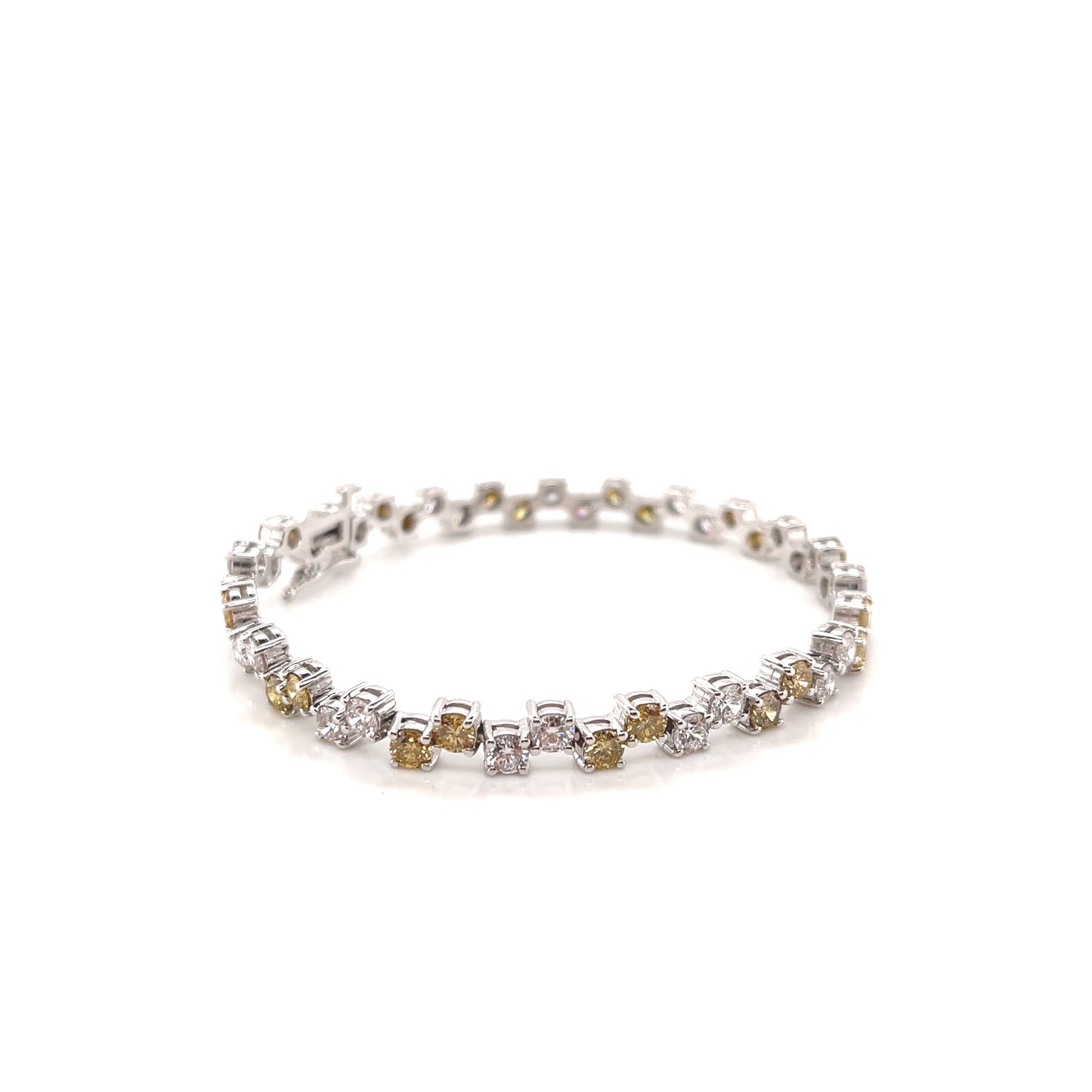 18K Two-Tone Gold Yellow And White Diamond Bracelet (8.18tw)