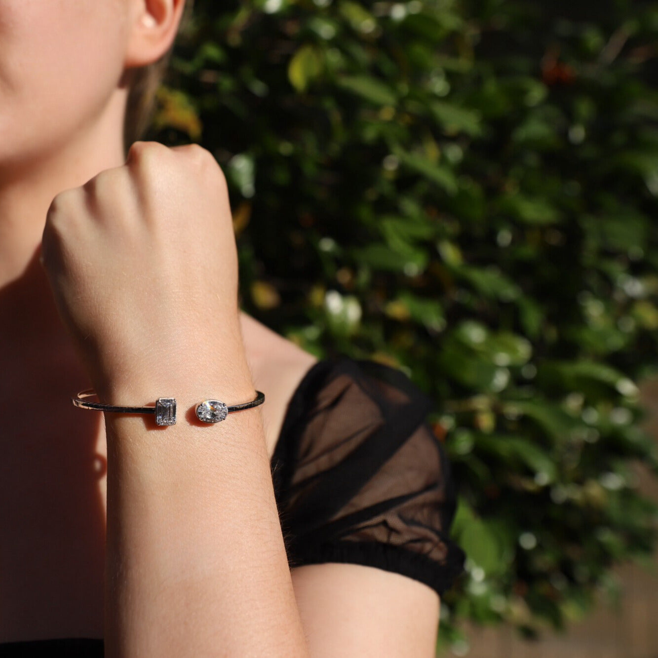 18K White Gold Oval & Emerald Lab-Grown Diamond Flexi Cuff (3.10ctw)