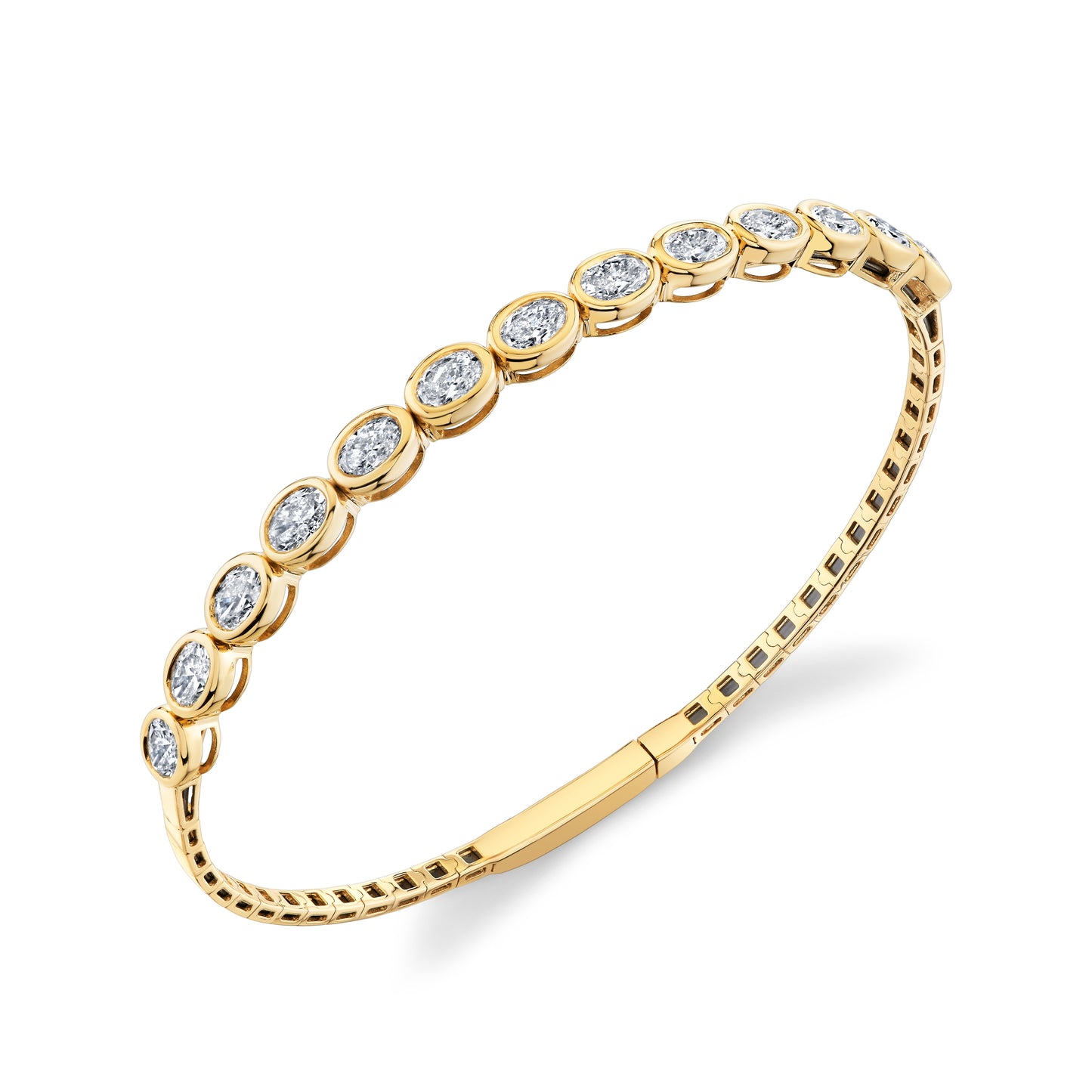 18K Yellow Gold Oval Diamond Bezel Flexi Bangle (3.25ctw)