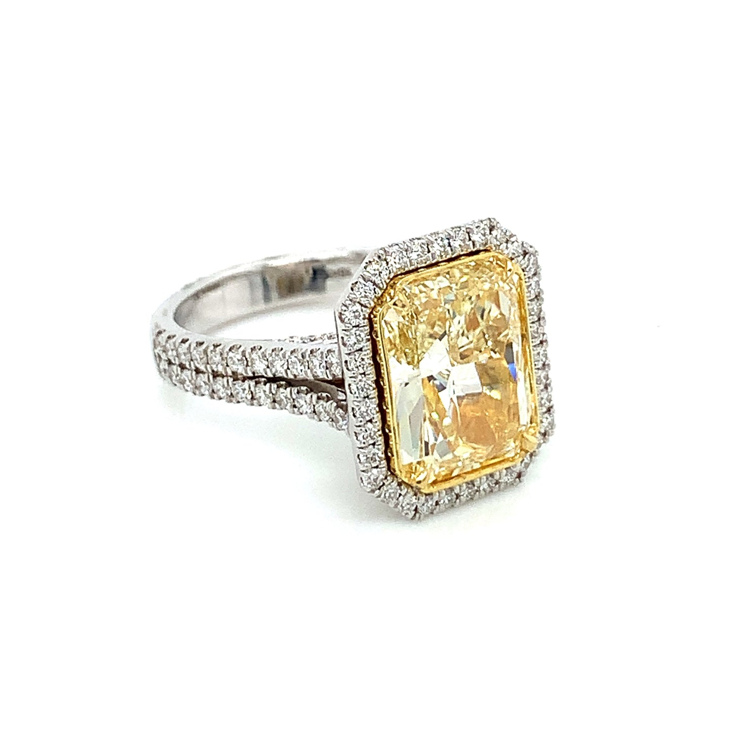 14K White Gold Yellow Radiant Cut Diamond Engagement Ring ( 5.25ctw)