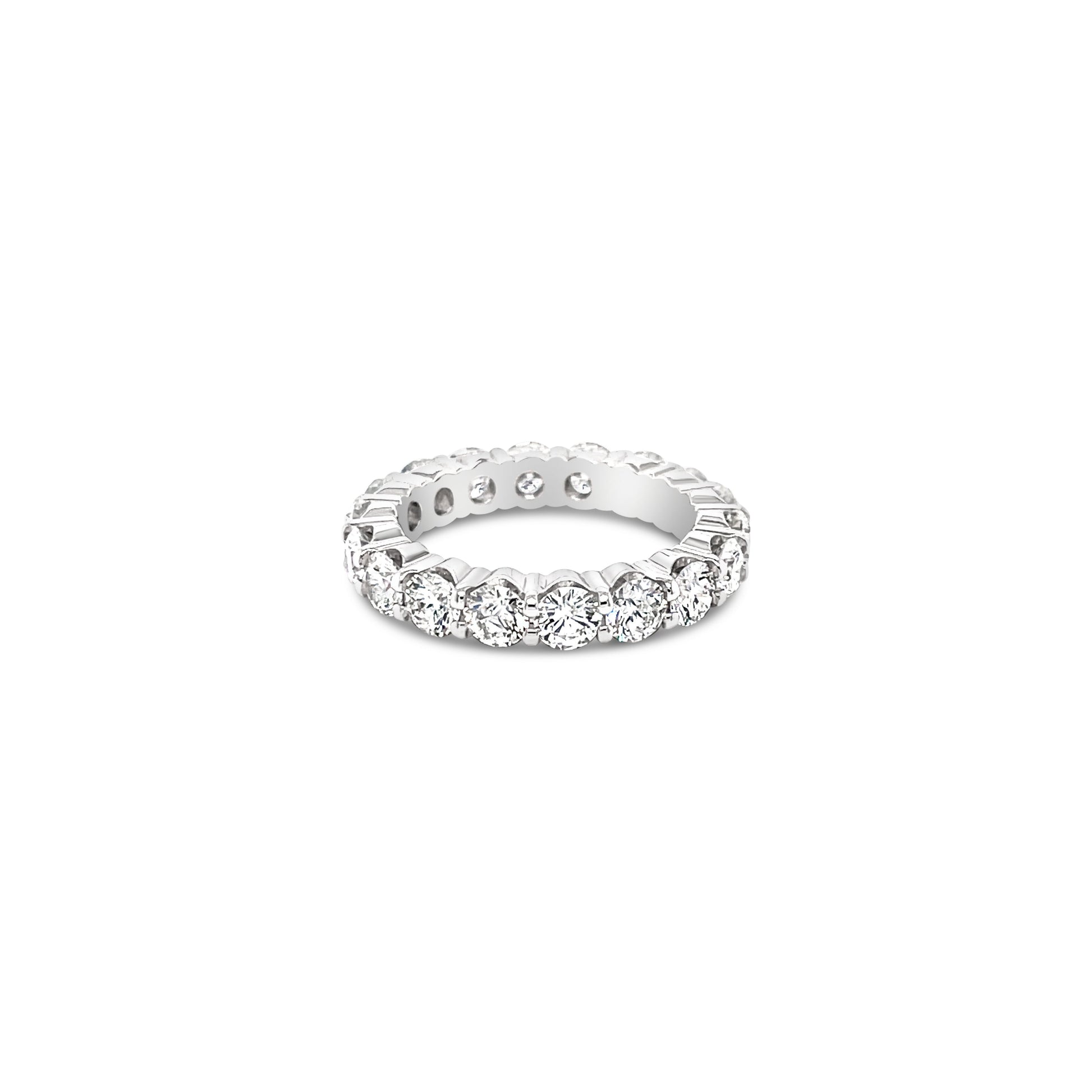 18K White Gold Eternity Ring With Round Brilliant Diamonds (3.34ctw)