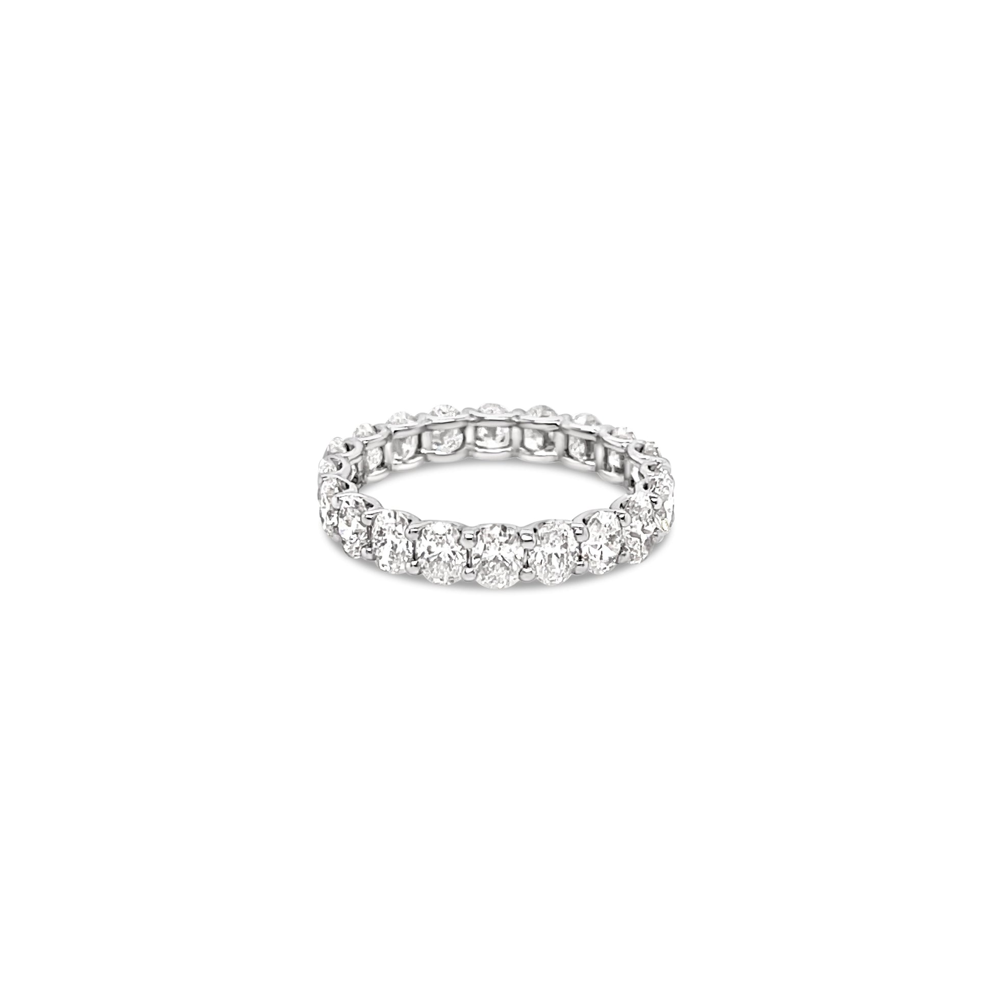 18K White Gold Eternity Ring With Round Brilliant Diamonds (2.83ctw)