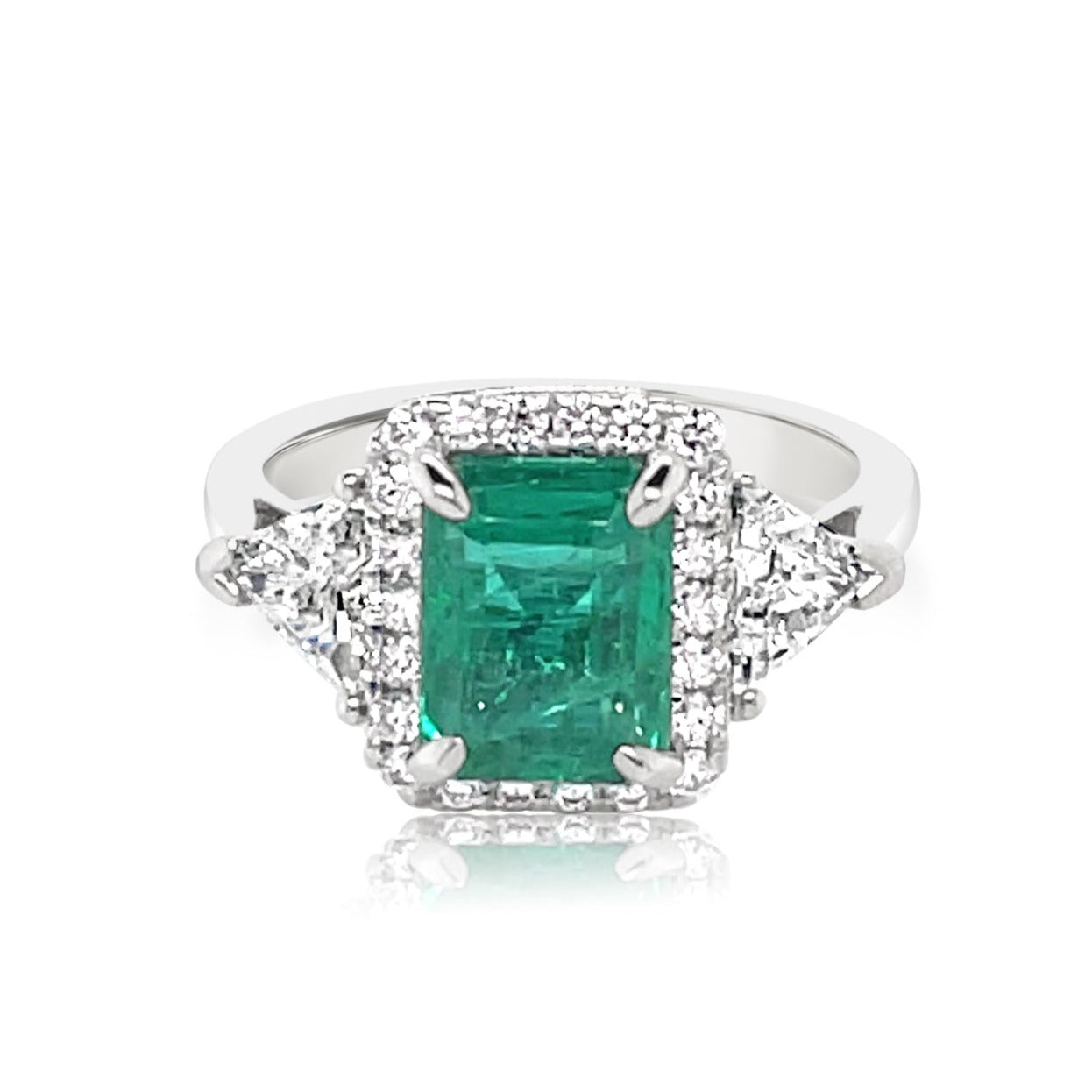 14K White Gold Emerald and Diamond Ring (4.05ctw)