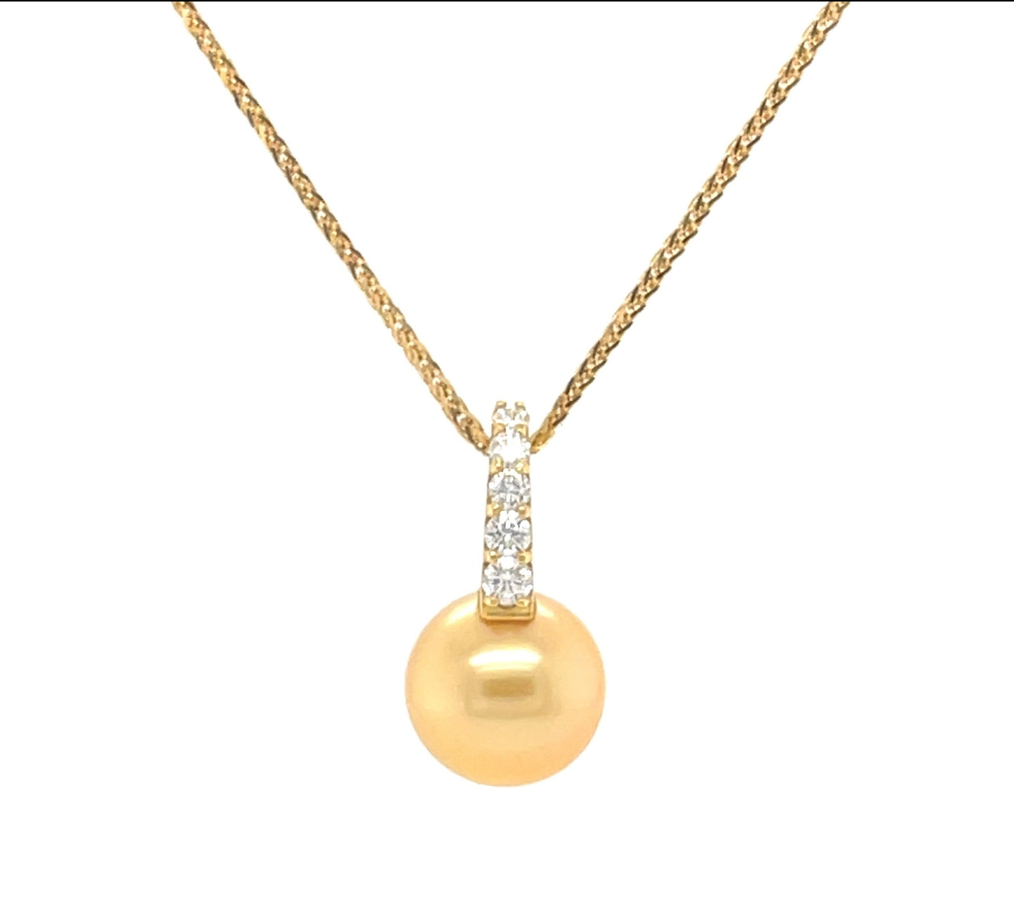 18K Yellow Gold Golden South Sea Pearl And Diamond Necklace (7.48ctw)