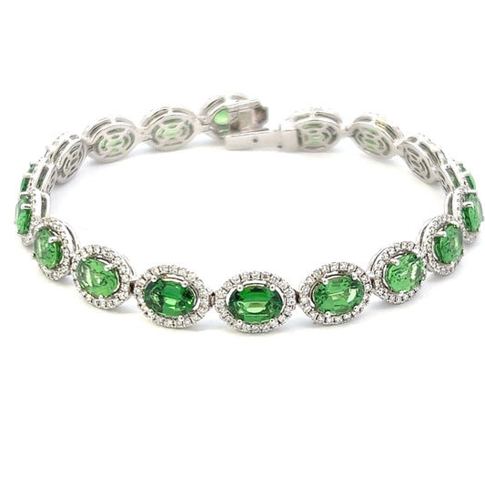 14K White Gold Oval Tsavorite Garnet And Diamond Halo Bracelet (15.10ctw) 