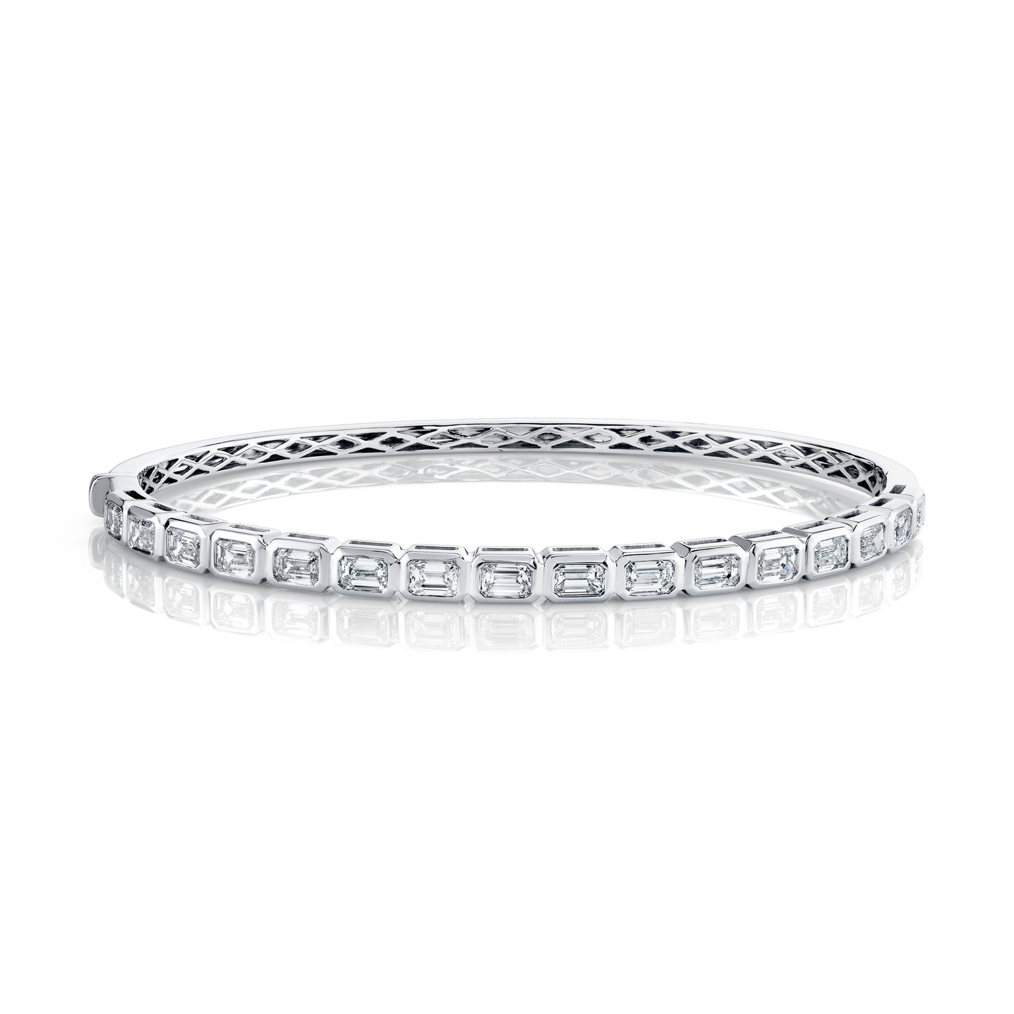 14K White Gold Emerald Bezel Diamond Flexi Bangle (2.50ctw)