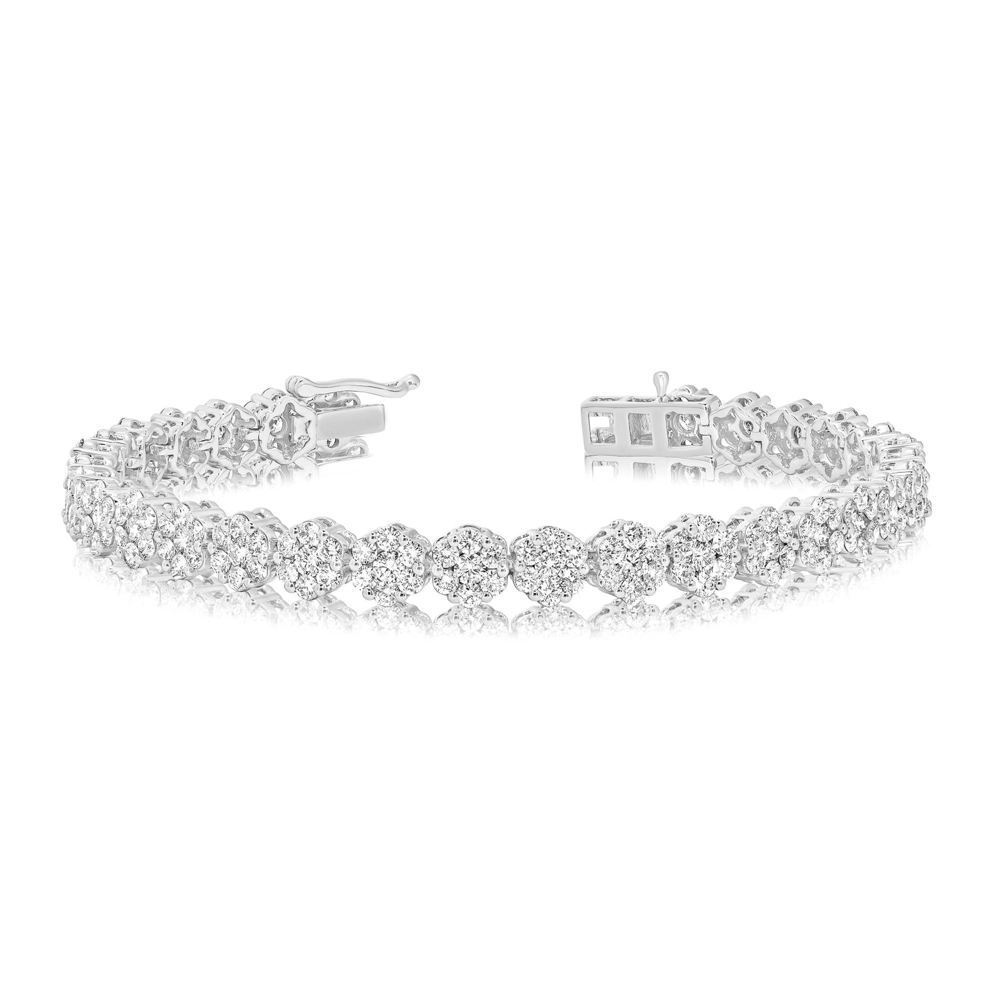 14K White Gold Diamond Cluster Flower Bracelet (7.03tw)