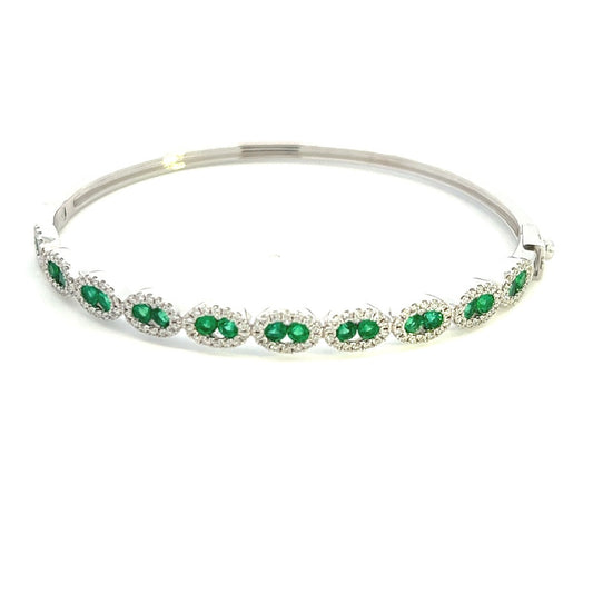 14K White Gold Emerald And Diamond Bangle (2.35ctw) 