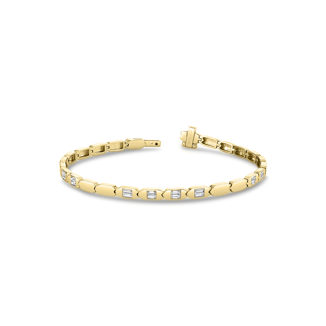 Shell Tip Spaced Bezel Baguette Diamond Bracelet