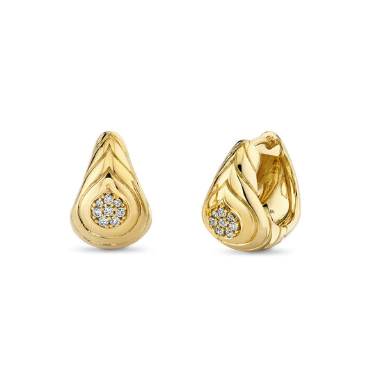 Auravie Shell Scallop Diamond Earrings