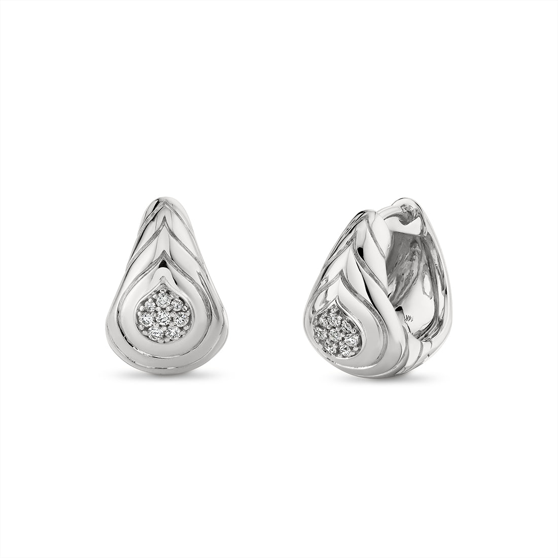 Auravie Shell Scallop Diamond Earrings