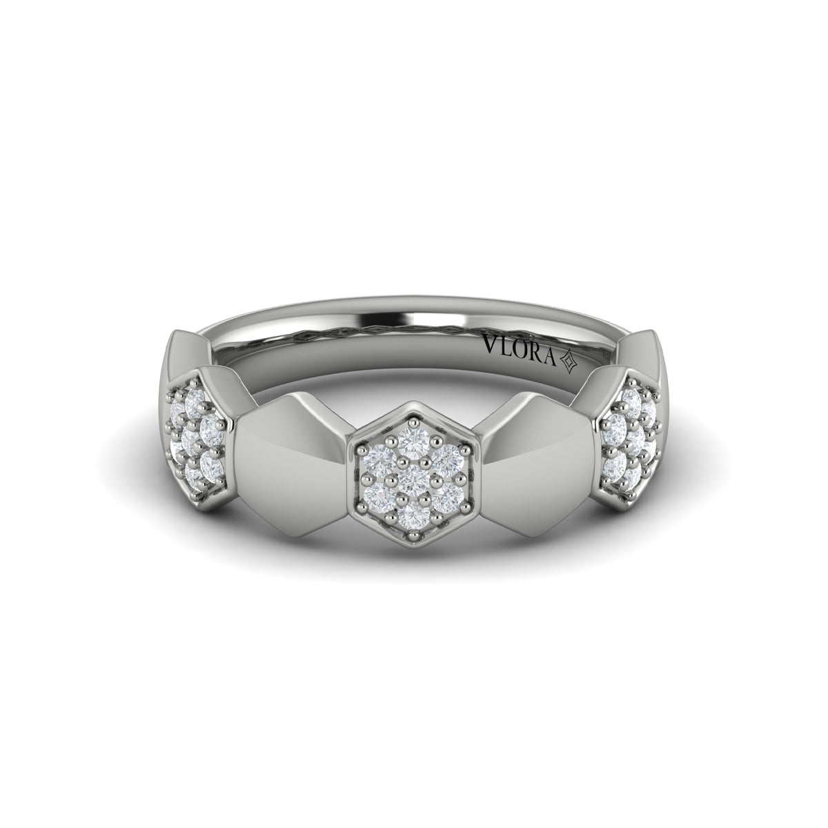 Alternating Diamond Cluster Honeycomb Ring