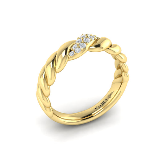 Delicate Conch Twist Ring